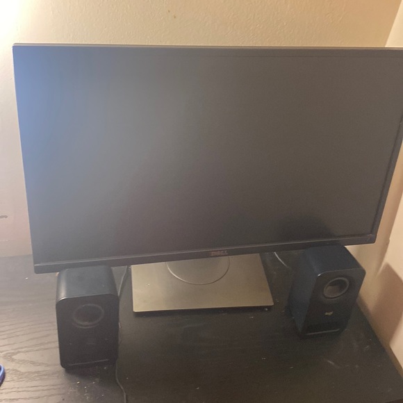 Desk monitor fasell brand new asap